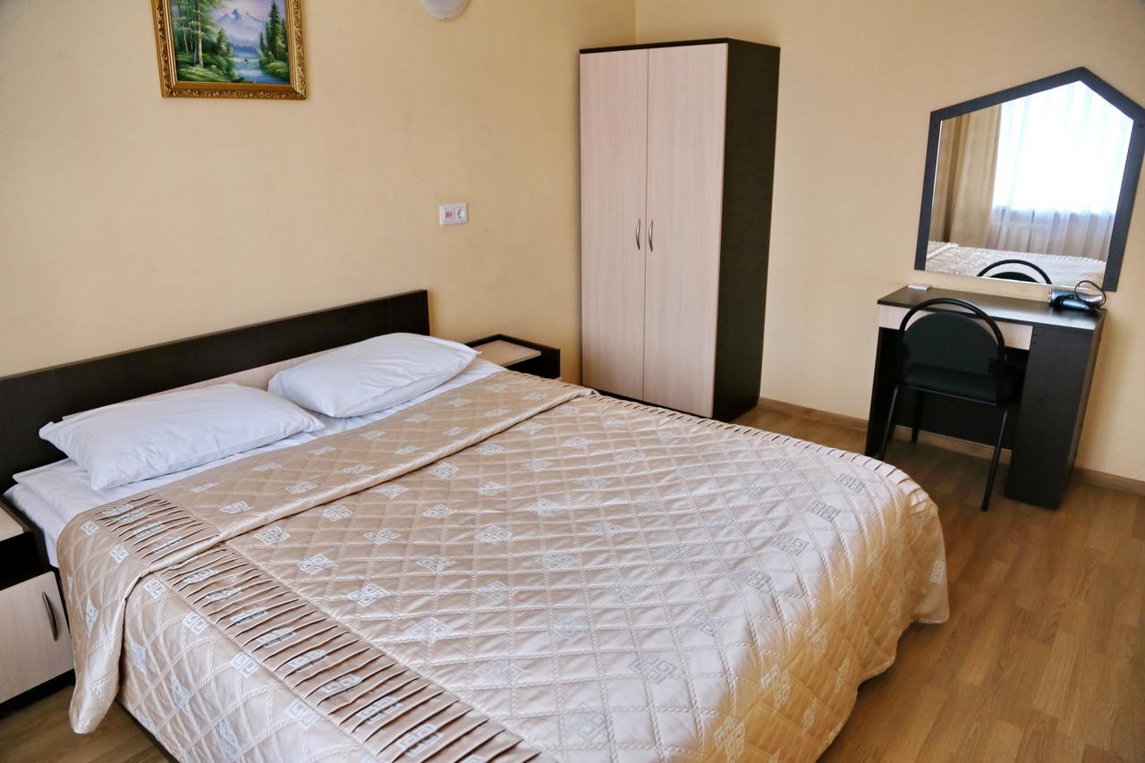 Turist Hotel Hrodna Exterior foto
